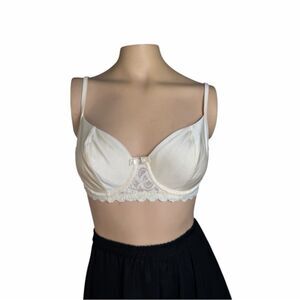 Victoria’s Secret 34C Cream Lace Bra Vintage April 1997 NWT